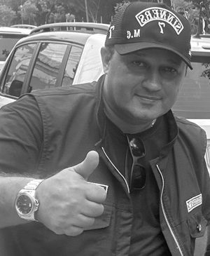 Adriano AZ